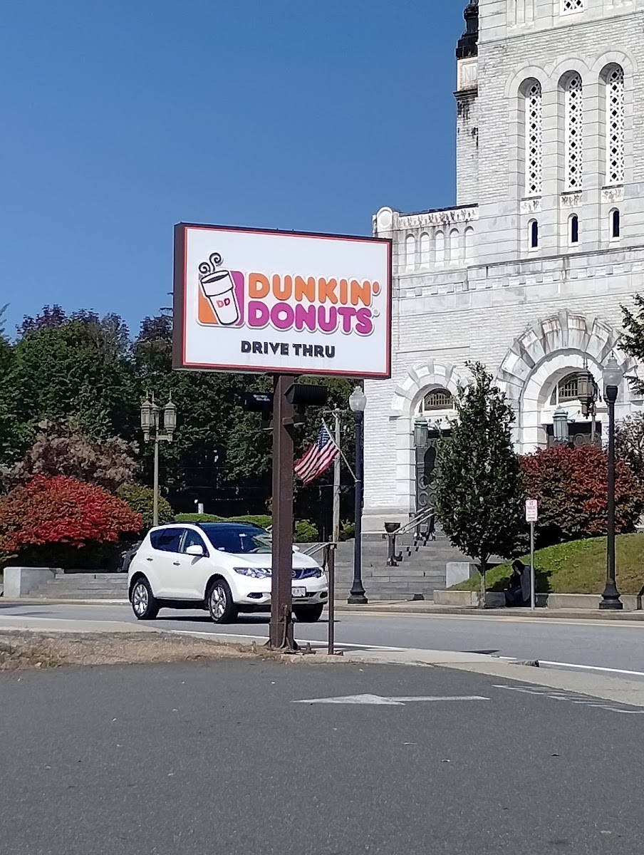 Dunkin' Southbridge